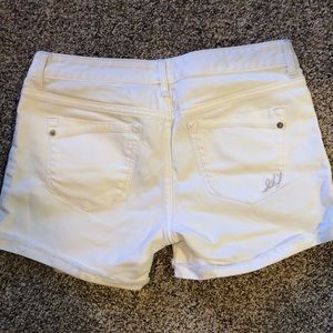 Express|White Cutoff Denim Short| Size 6